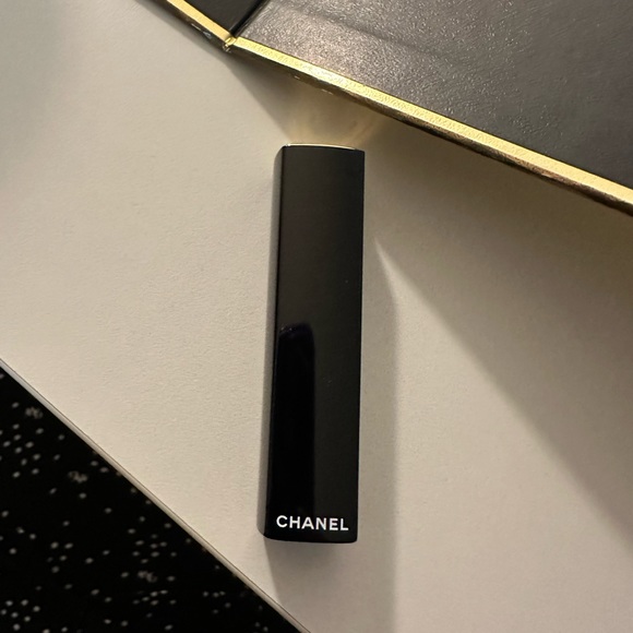 CHANEL ROUGE ALLURE L’EXTRAIT shade 868 - Picture 4 of 6